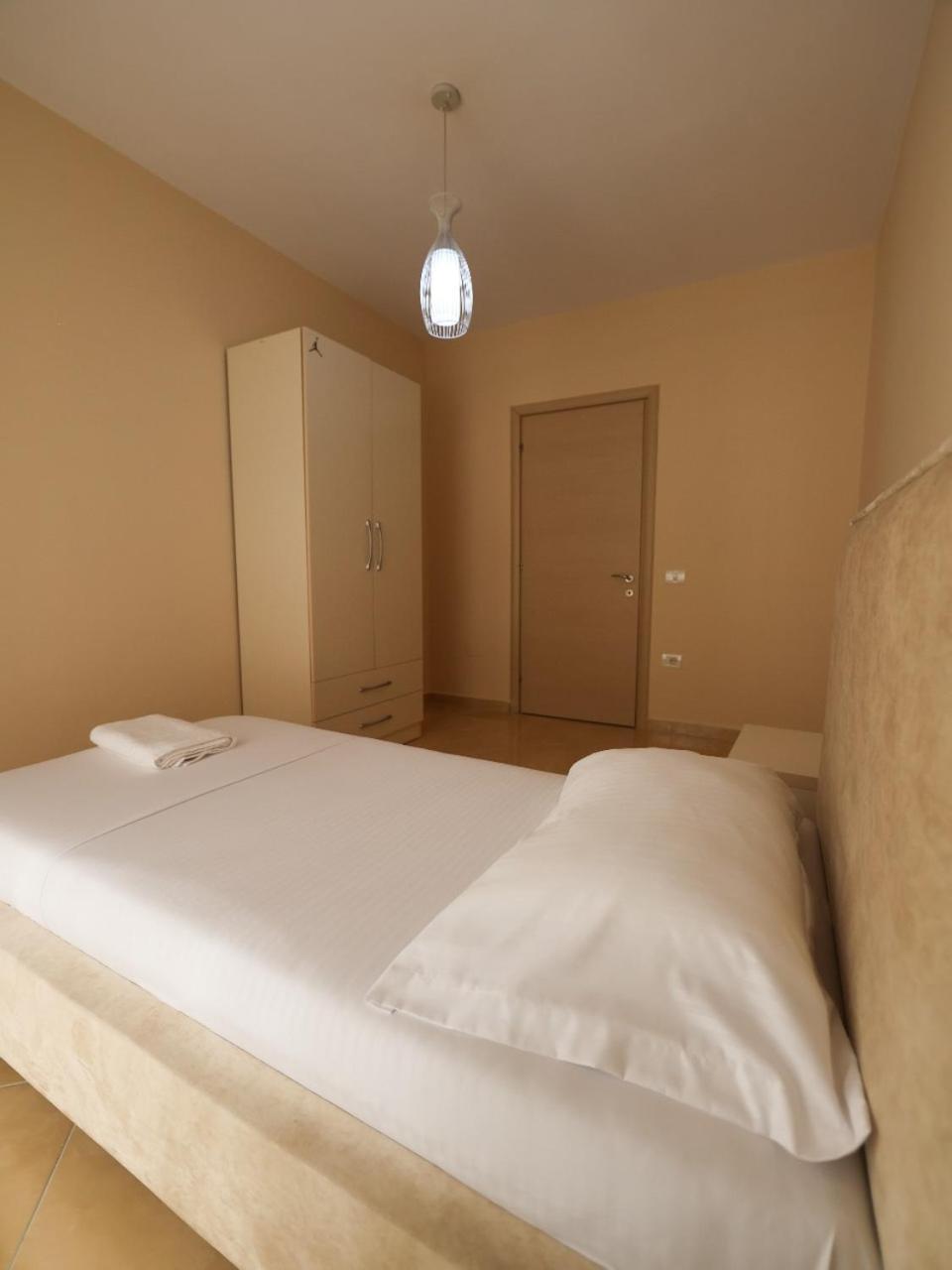 Sea View Apartments Durres Exterior photo